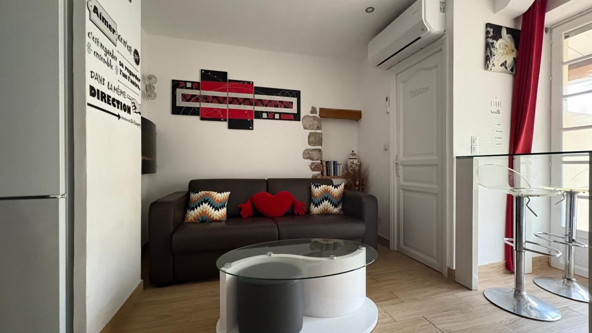 Appartement Goeland 1,climatise, Wifi Et Sa Terrasse A 150 M De La Toulon